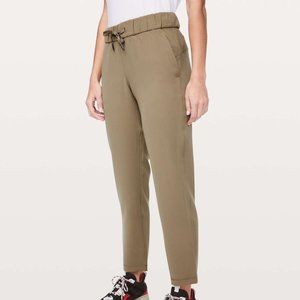 lululemon On The Fly Pants - Tan